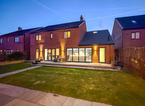 Photo 25- click for photo gallery